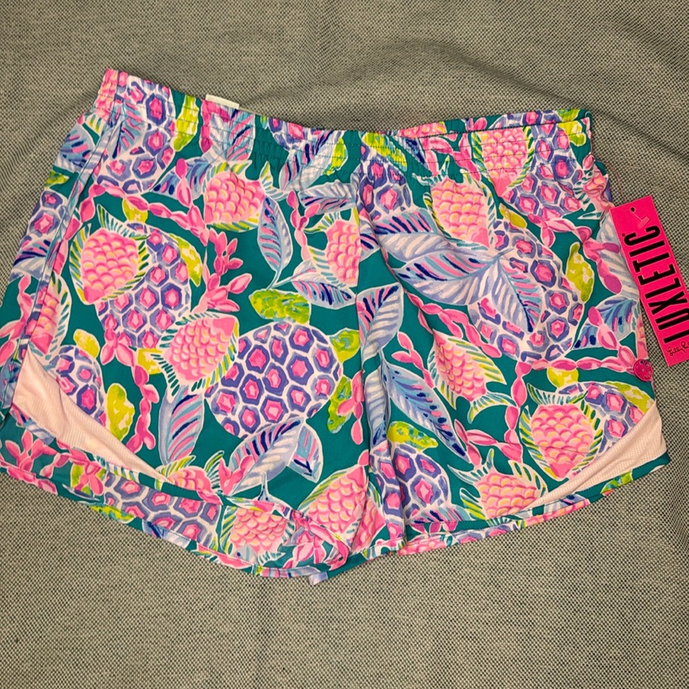 NWT Lily Pulitzer Luxletic ocean trail short